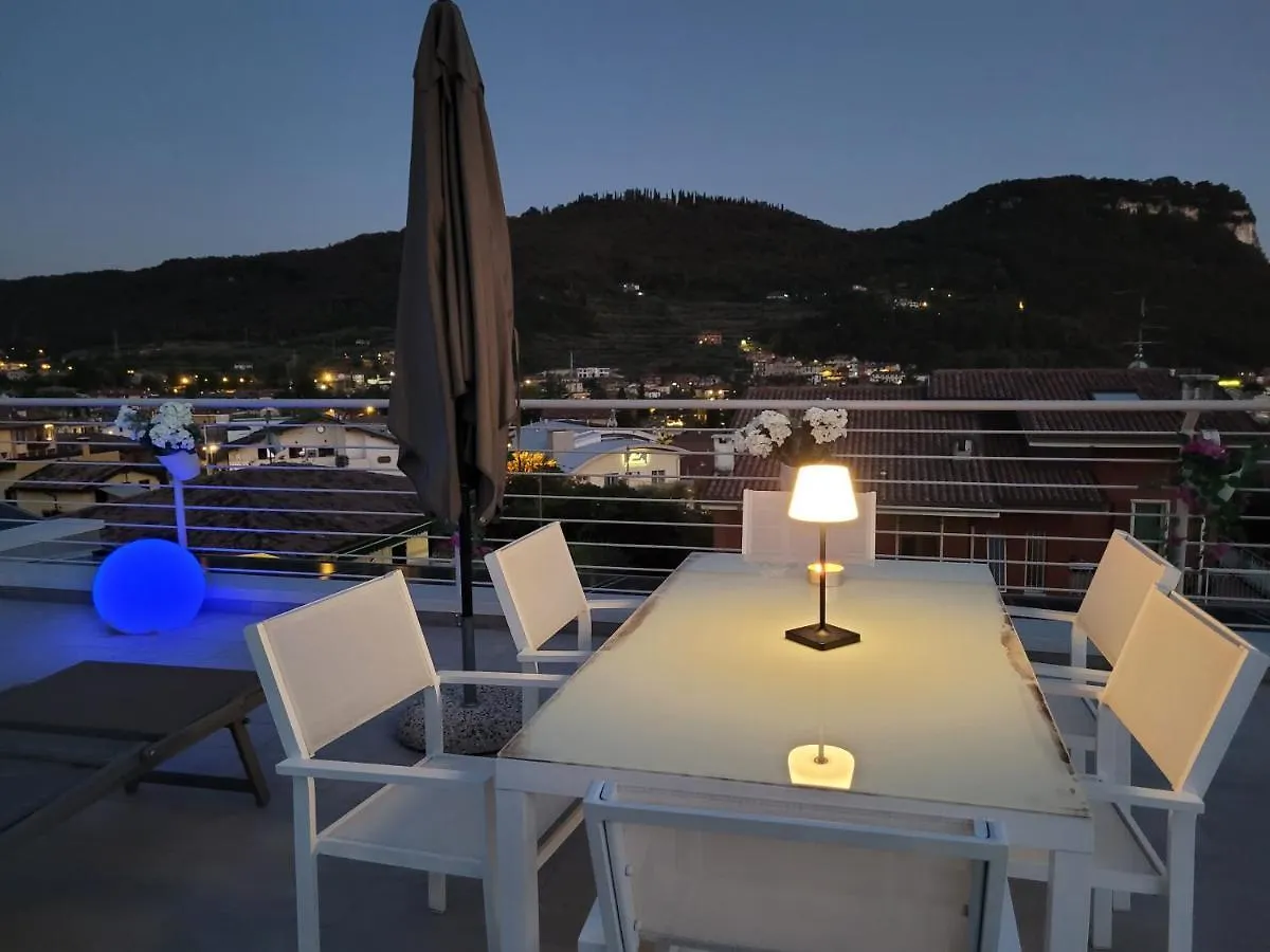 Garda View - Nuovo Appartamento Con Solarium Vista Lago Apartment Garda (Verona)